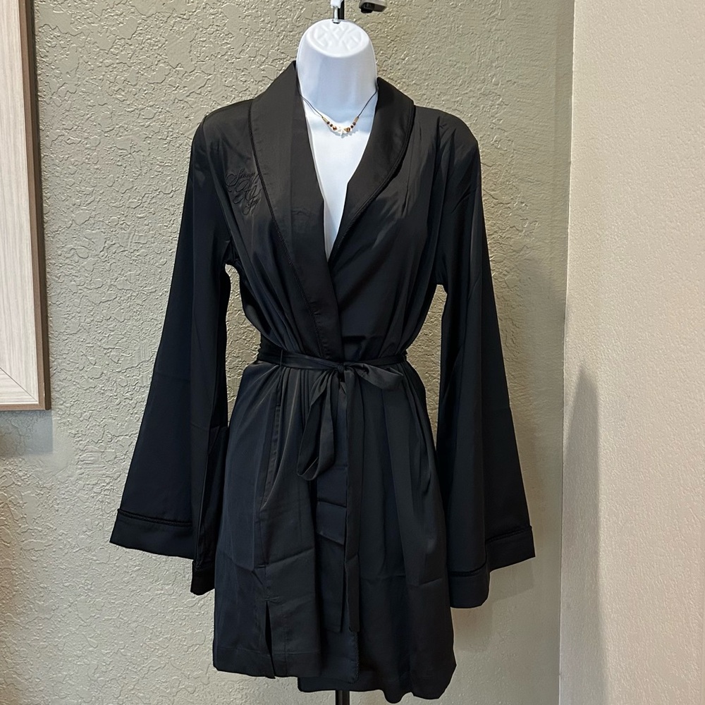 NWT Savage X Fenty Black Satin Robe